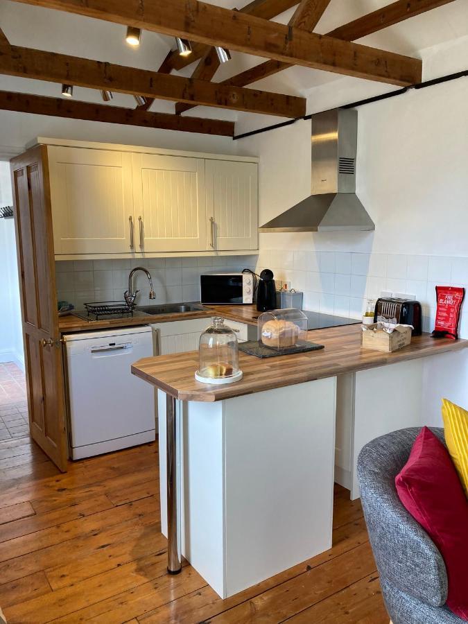 Hunters Moon B&B Tidworth Esterno foto